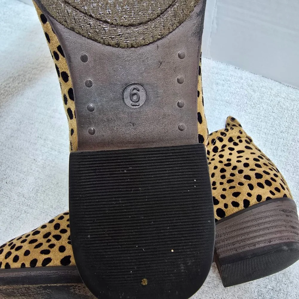 Women's Pierre Dumas Tan Black Leopard Print Ankle Boots Size 6 - Picture 5 of 8